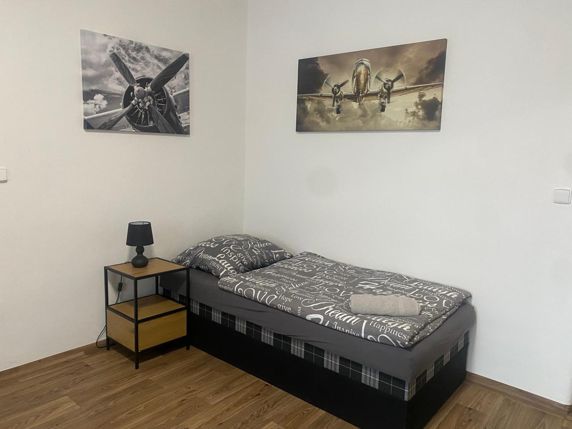Cerna Ruze - Apartman 3 Plzeň Exterior foto